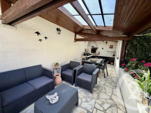 Maison à vendre  5 pièces - 93 m 2   CLICHY SOUS BOIS  - 93