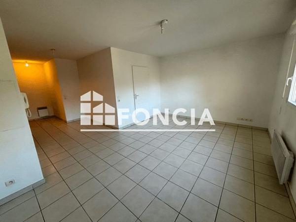 Location Studio 34.1 m² - 391 BOULEVARD DU CAMI SALIE Pau 64000