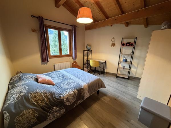 Maison
                                                                                                                                                                                                                                                                                                                        4 pièce(s)                                                                                                                                                                                                          3 chambre(s)                                                                                                                                                                                                          96.43  m²