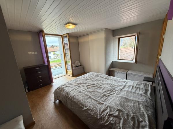 Maison
                                                                                                                                                                                                                                                                                                                        4 pièce(s)                                                                                                                                                                                                          3 chambre(s)                                                                                                                                                                                                          96.43  m²
