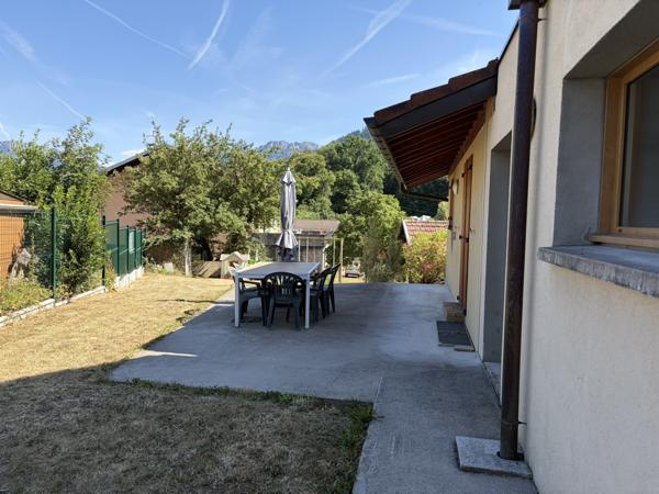 Maison
                                                                                                                                                                                                                                                                                                                        4 pièce(s)                                                                                                                                                                                                          3 chambre(s)                                                                                                                                                                                                          96.43  m²