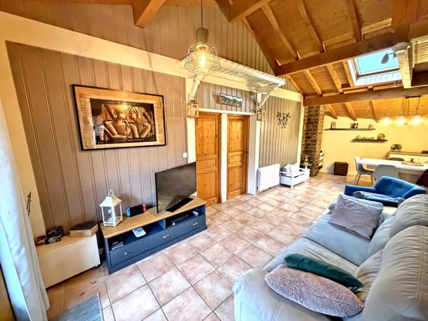 Maison
                                                                                                                                                                                                                                                                                                                        4 pièce(s)                                                                                                                                                                                                          3 chambre(s)                                                                                                                                                                                                          96.43  m²