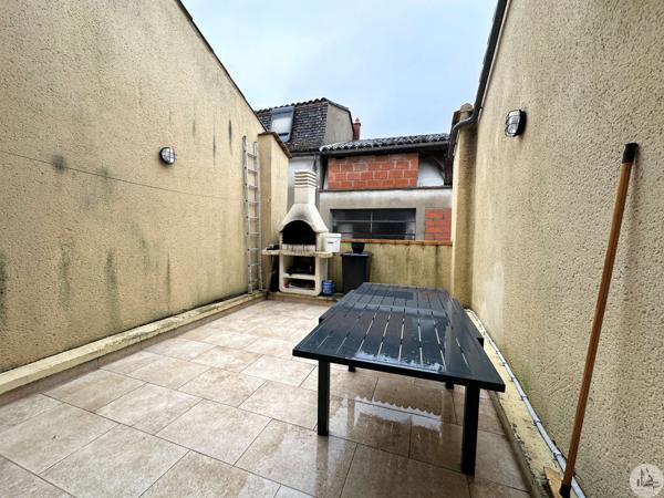 Maison de village rénovée avec terrasse