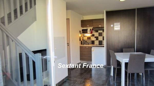 EXCLUSIVITE - VILLA T2 34 M².  MEUBLÉE (LMNP). JARDIN. PARKING.