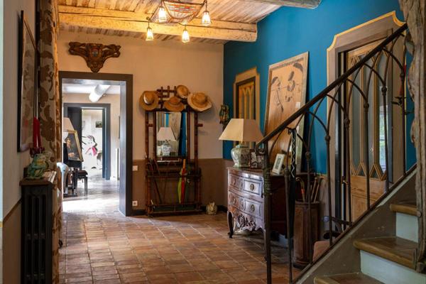 Maison Orange 345 m2     1 295 000