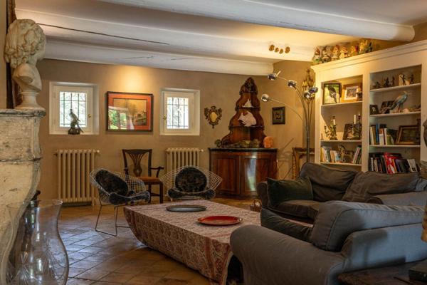 Maison Orange 345 m2     1 295 000