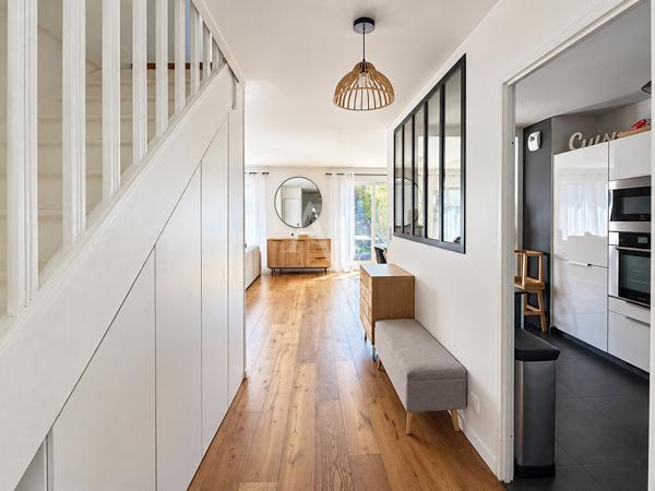 Maison individuelle sans travaux avec jardin ? 98m² ? Magny-le-Hongre
