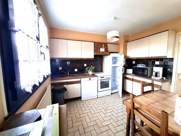 PAVILLON INDEPENDANT AVEC JARDIN 1036 m2