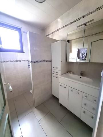 PAVILLON INDEPENDANT AVEC JARDIN 1036 m2