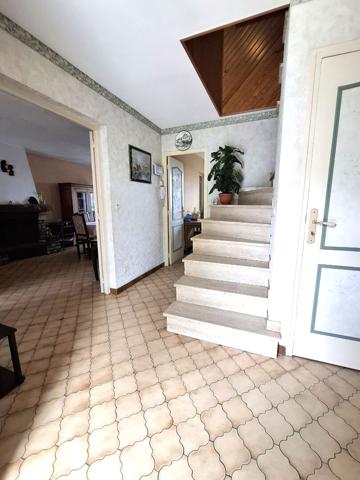 PAVILLON INDEPENDANT AVEC JARDIN 1036 m2