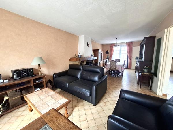 PAVILLON INDEPENDANT AVEC JARDIN 1036 m2