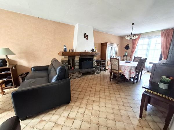 PAVILLON INDEPENDANT AVEC JARDIN 1036 m2
