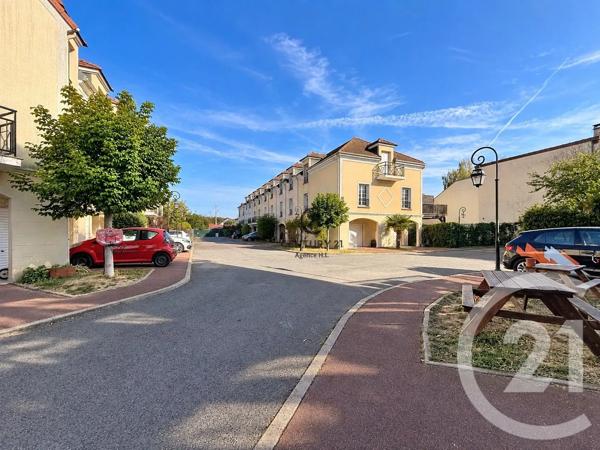 Maison à vendre  6 pièces - 101,71 m 2   CHELLES  - 77