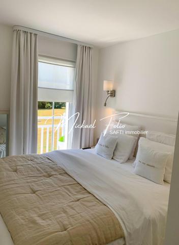 Le rêve à portée de main : Maison d'exception face au golf, forêt et mer !