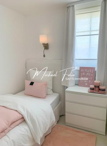 Le rêve à portée de main : Maison d'exception face au golf, forêt et mer !