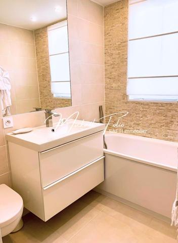 Le rêve à portée de main : Maison d'exception face au golf, forêt et mer !