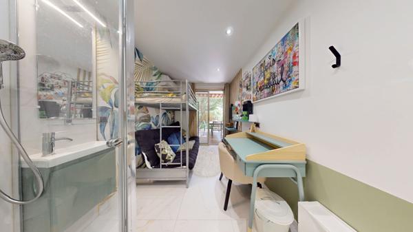 Appartement 364 000 € Saint-Laurent-du-Var 3 p 52,4 m² DPE C