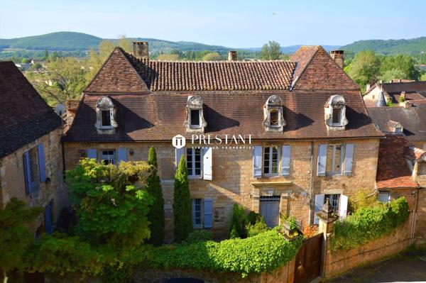 Maison de maître du 17 ème avec vaste terrasse et jardin à l’italienne. Vallée de la Dordogne., SARLAT LA CANEDA