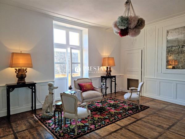 Maison de maître du 17 ème avec vaste terrasse et jardin à l’italienne. Vallée de la Dordogne., SARLAT LA CANEDA