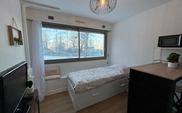 Appartement à louer    1 pièce • 11,22 m2 Meudon