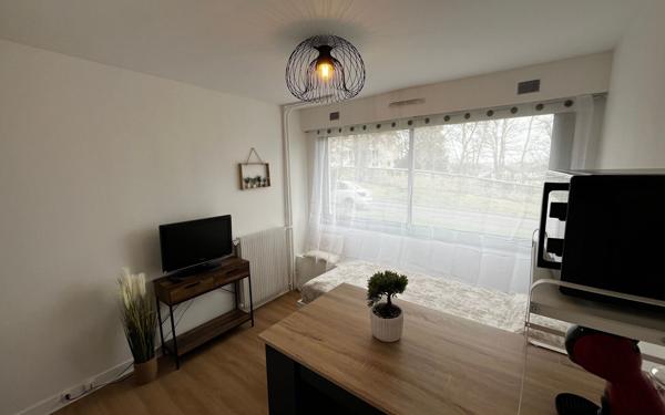 Appartement à louer    1 pièce • 11,22 m2 Meudon