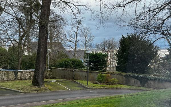 Appartement à louer    1 pièce • 11,22 m2 Meudon