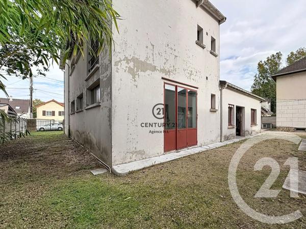 Maison à vendre  15 pièces - 435,89 m 2   CHELLES  - 77