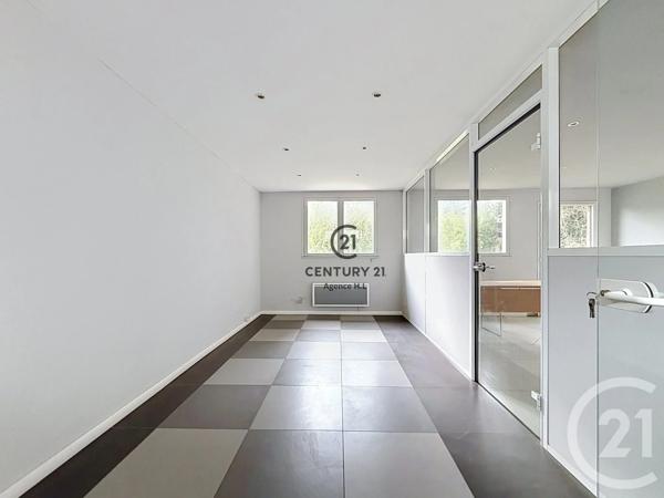 Maison à vendre  15 pièces - 435,89 m 2   CHELLES  - 77