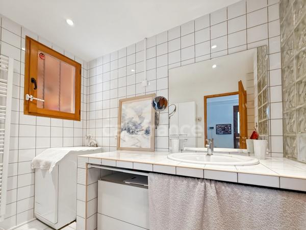 Maison à vendre 7 pièces SAINT GENIS POUILLY (01)