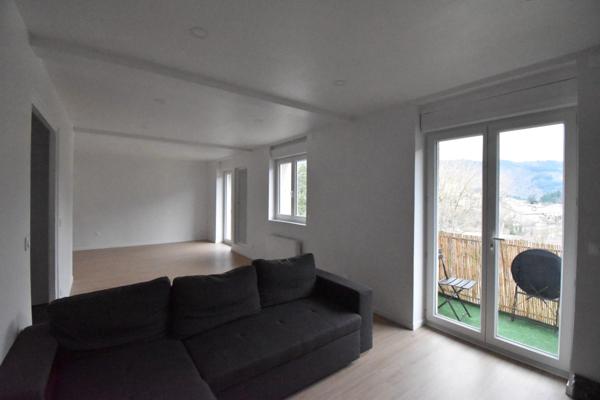 Appartement à louer 3 pièces SAINT MARTIN DE VALAMAS (07)