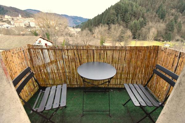 Appartement à louer 3 pièces SAINT MARTIN DE VALAMAS (07)