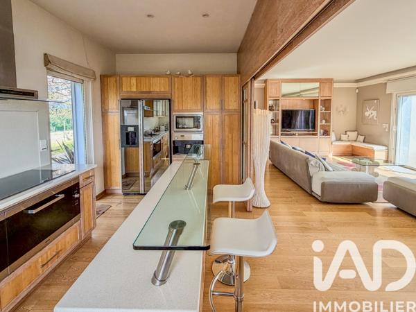 Maison à vendre 5 pièces 214 m² Fréjus