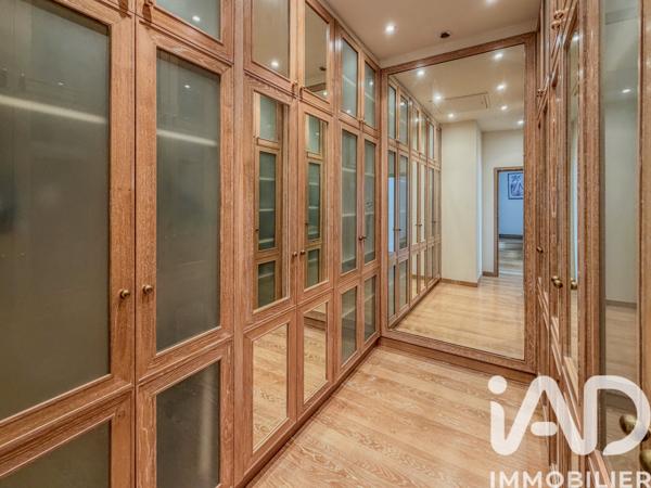 Maison à vendre 5 pièces 214 m² Fréjus