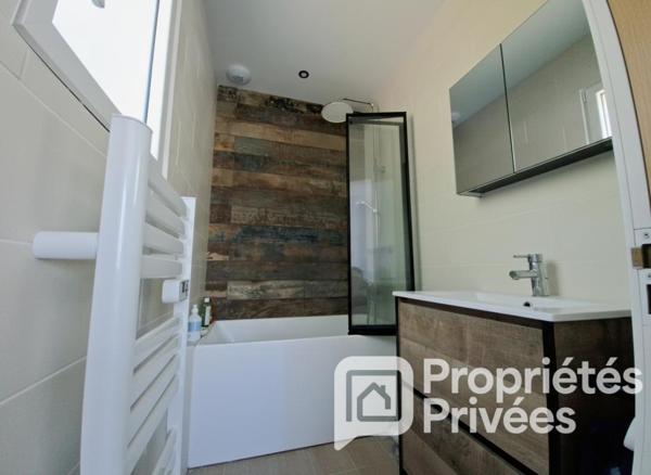 EXCLUSIVITE A VENDRE  37230 Fondettes centre, Maison 7 pièces 120 m² , jardin arboré et clos, garage, cave