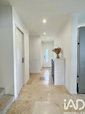 Maison à vendre 5 pièces 112 m² Saint-Martin-de-Crau