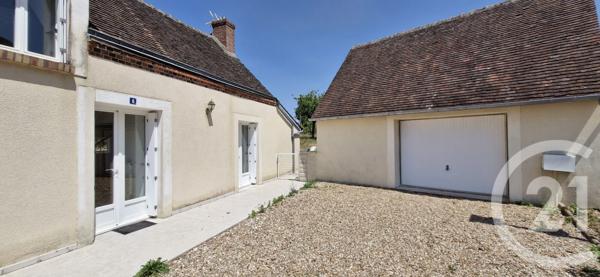 Appartement à vendre  3 pièces - 95,42 m 2   CHATEAUDUN  - 28