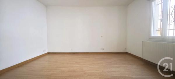 Appartement à vendre  3 pièces - 95,42 m 2   CHATEAUDUN  - 28