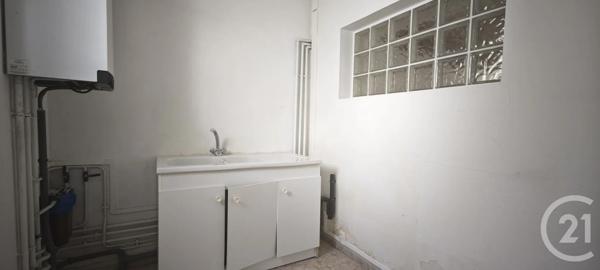 Appartement à vendre  3 pièces - 95,42 m 2   CHATEAUDUN  - 28