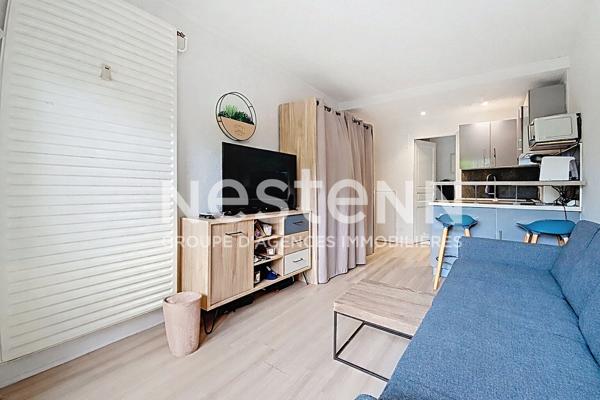 MANDELIEU : studio rez de jardin plein SUD