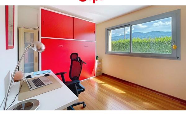 Maison à vendre    6 pièces • 240 m2 Cranves-Sales