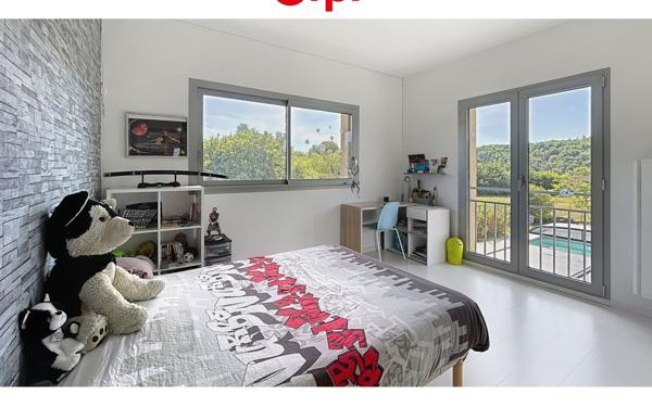 Maison à vendre    6 pièces • 240 m2 Cranves-Sales