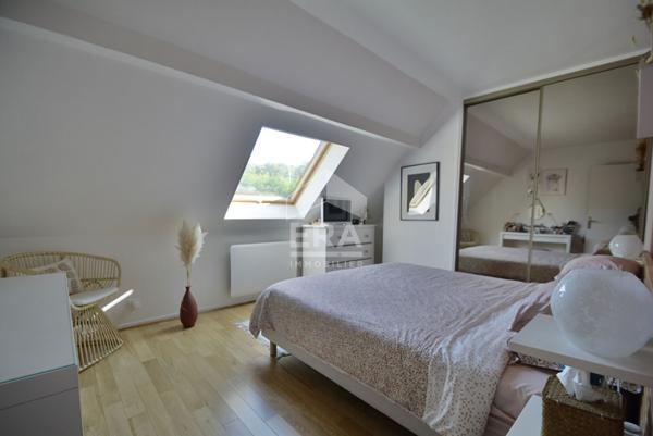 Maison La Celle Saint Cloud 7 pièce(s) 221 m2