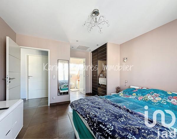 Maison à vendre 8 pièces 243 m² Bures-sur-Yvette