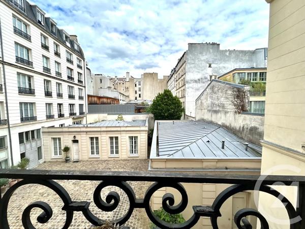 Appartement à vendre  4 pièces - 132,54 m 2   PARIS  - 75003