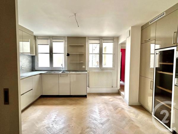 Appartement à vendre  4 pièces - 132,54 m 2   PARIS  - 75003