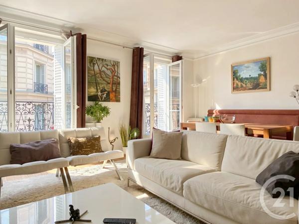 Appartement à vendre  4 pièces - 132,54 m 2   PARIS  - 75003