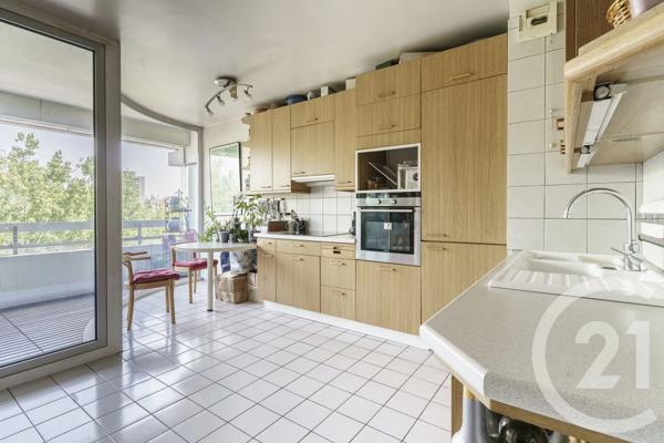 Appartement F3 à vendre  3 pièces - 95 m 2   PARIS  - 75019