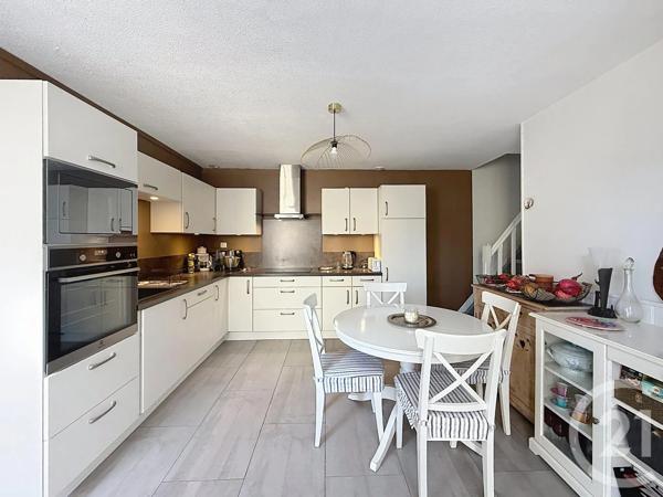 Maison à vendre  5 pièces - 70 m 2   CHARTRES  - 28