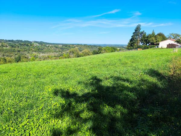 Terrain à bâtir avec vue