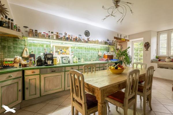 Maison à vendre |  Matha |  6 pièces | 195 m²